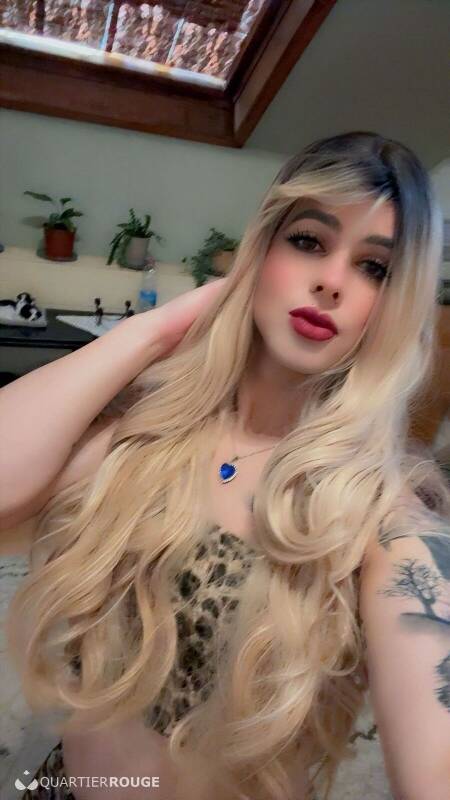 Dhara laurenn (Photo)