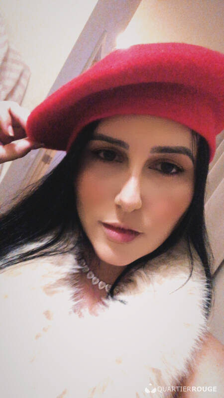 Letcia Latina (Photo)