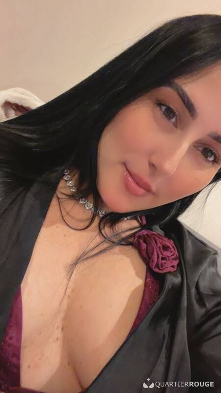 Letcia Latina (Photo)