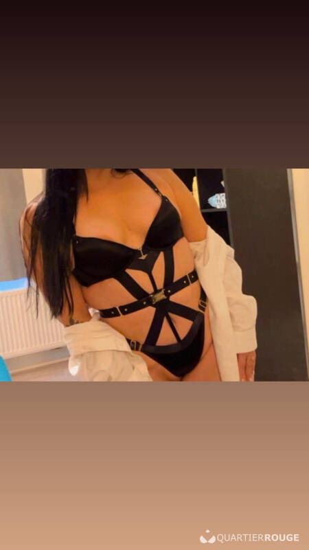 Letcia Latina (Photo)