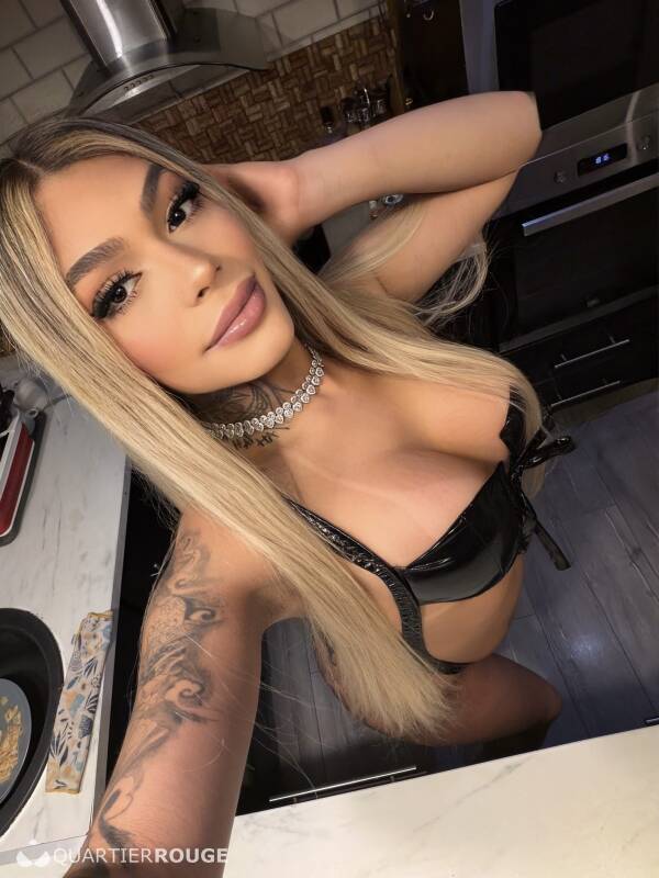 Emilly Dubois (Photo)