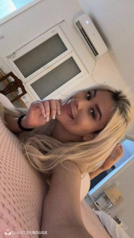 JADE (Photo)