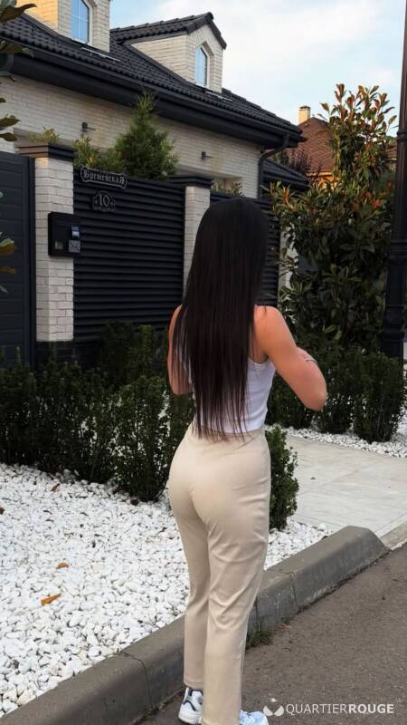 Laryi (Photo)