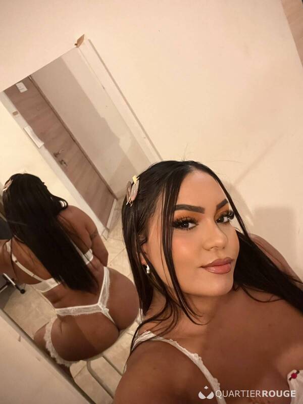 Júlia (Photo)