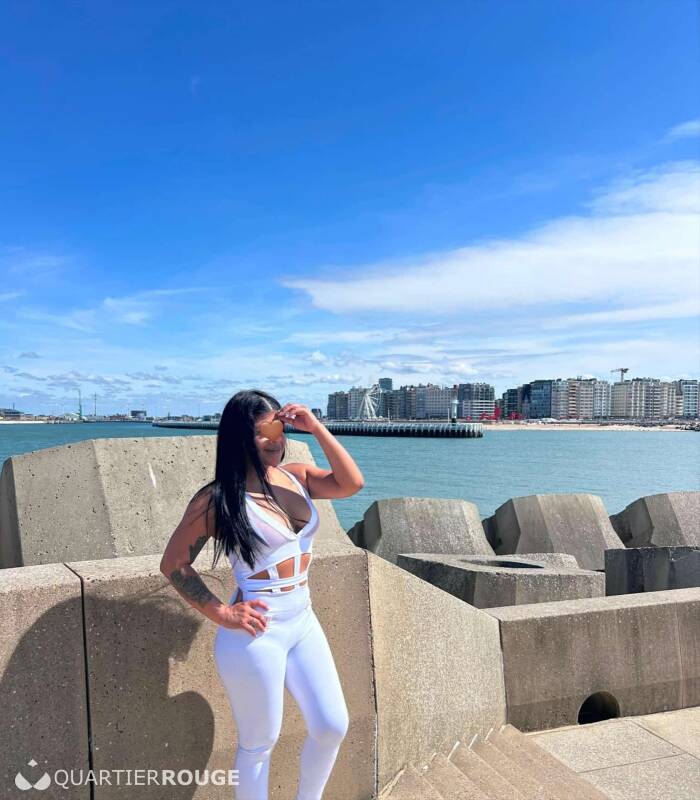 AMIRA (Photo)
