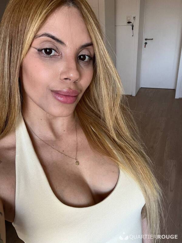Melissa (Photo)