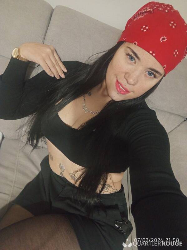 Chatte serre (Photo)