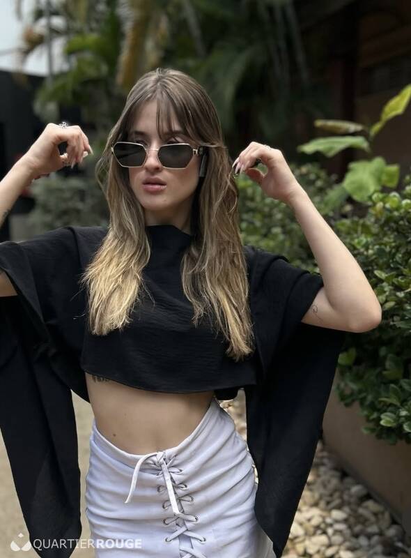 Ana Vickey Victoria (Photo)