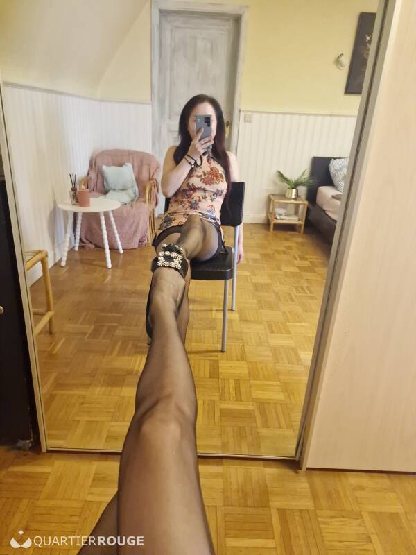 Song (Photo)