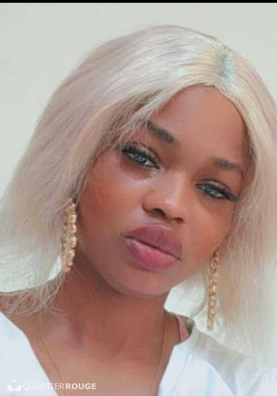 Whitney (Photo)