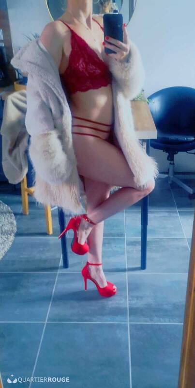 Charlotte tantra (Photo)