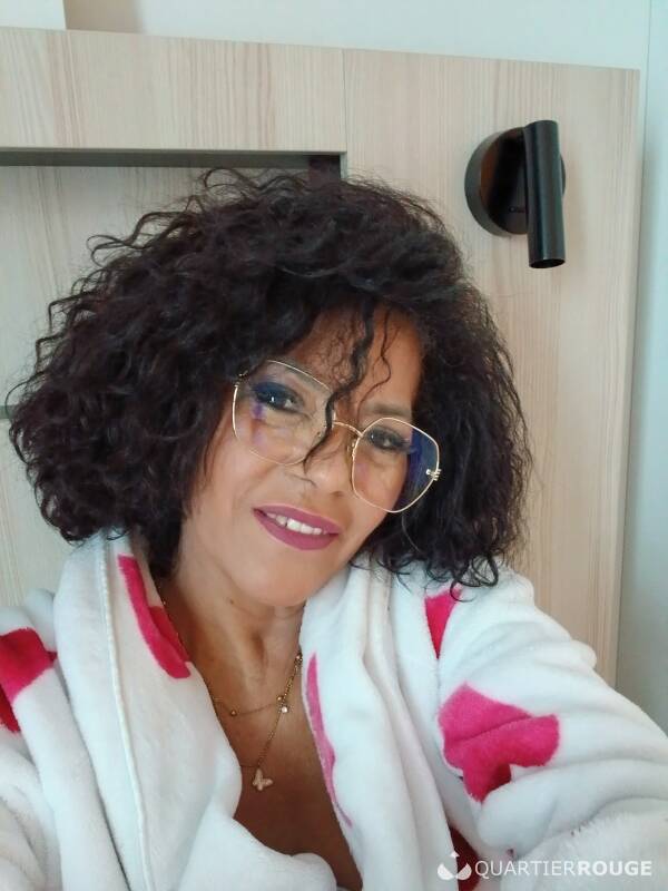 Debora Paiva (Photo)