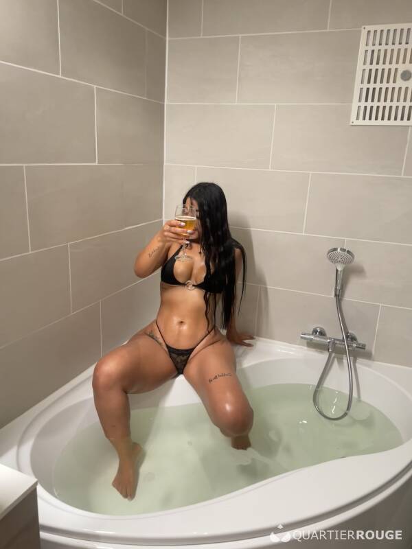 Paola (Photo)