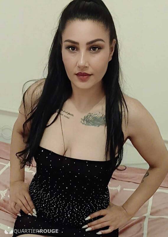 Adeela (Photo)