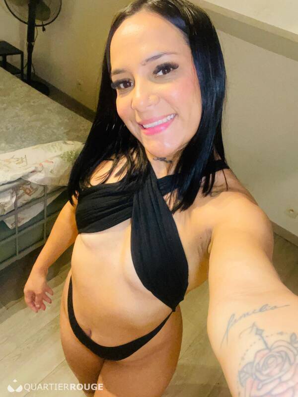 Dayana deep anal tongue kissing, swallowing semen (Photo)