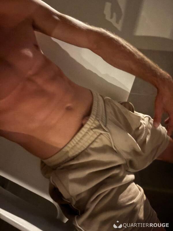 Jhon (Photo)