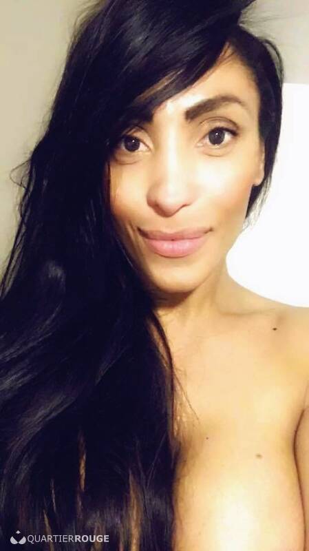 Incroyable transex  Elisabeth XXL (Photo)
