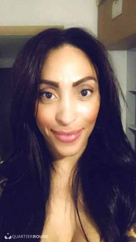 Incroyable transex  Elisabeth XXL (Photo)