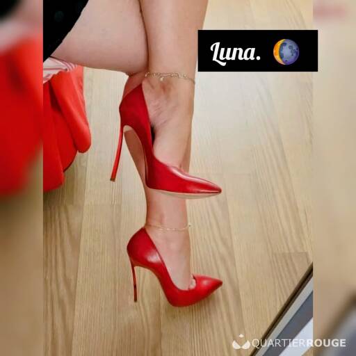 Luna (Photo)