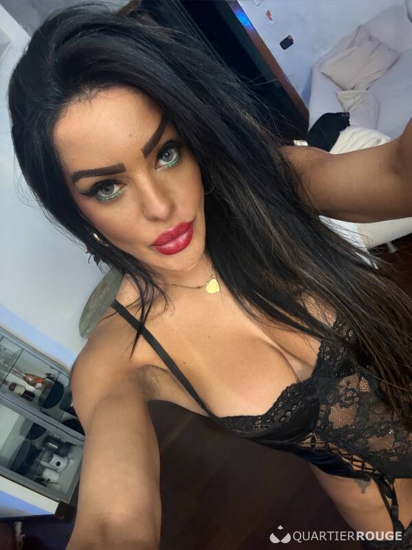Ingrid Lemos (Photo)