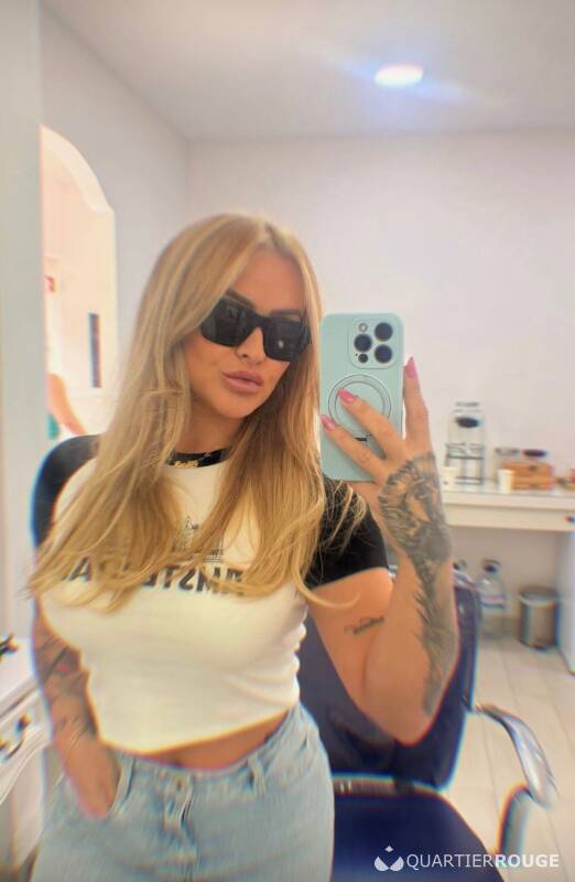 Kelly hot GFE (Photo)