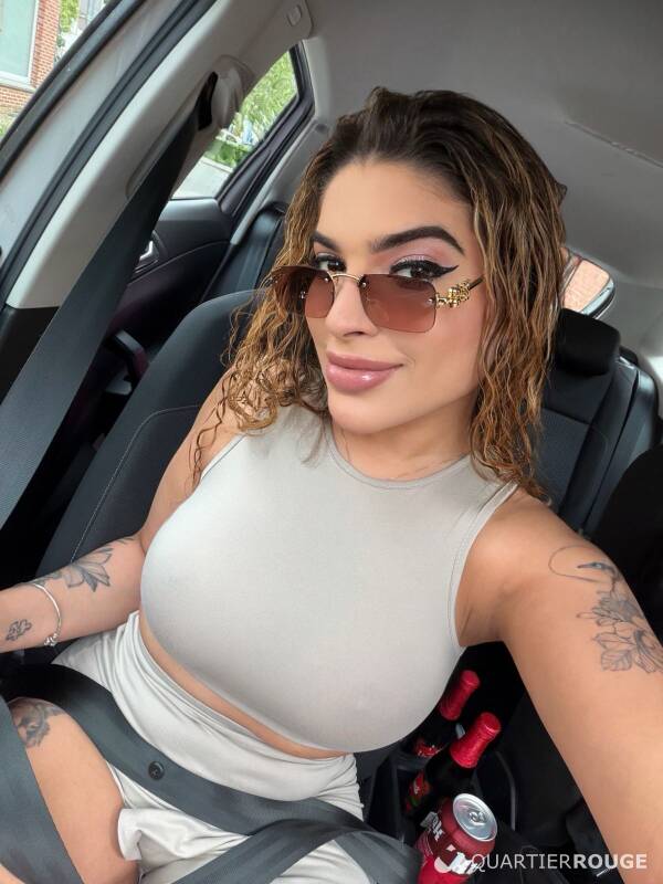 Julia (Photo)