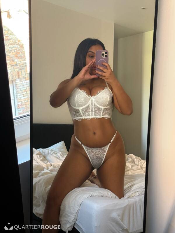 Jade (Photo)