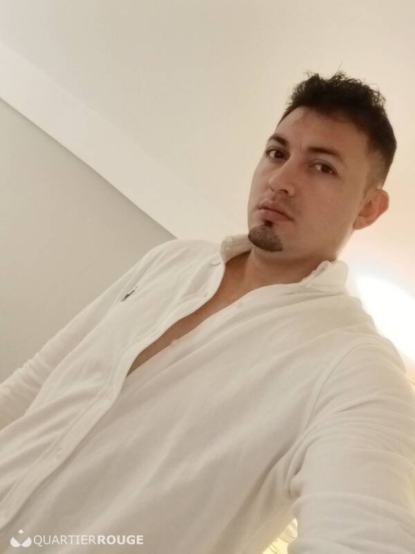 Santi (Photo)