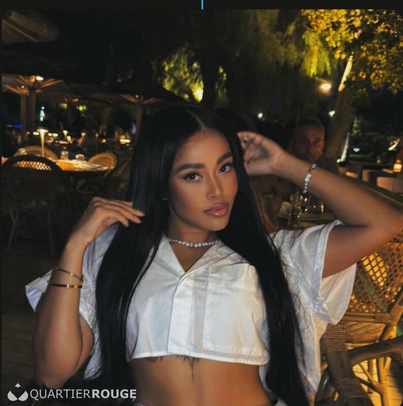 Isa (Photo)