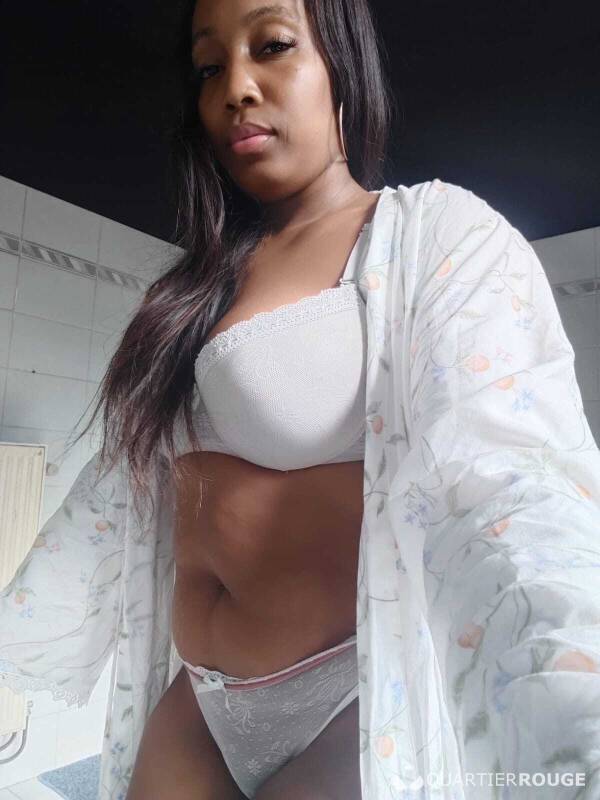 Mia (Photo)