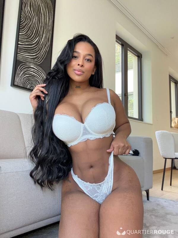 Nina (Photo)