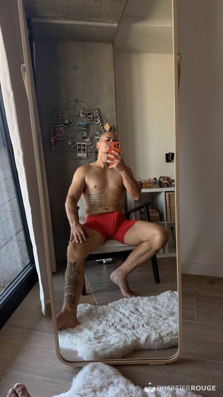 Theo (Photo)