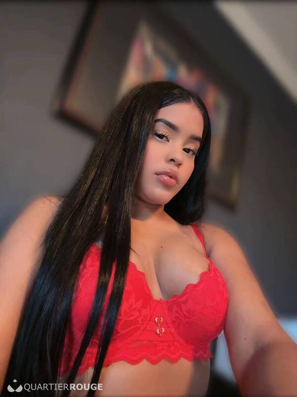 Valeria Belle (Photo)