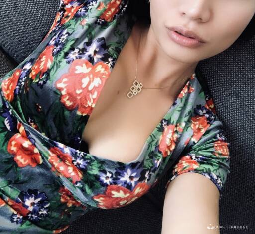 Sassie Suzanne (Photo)