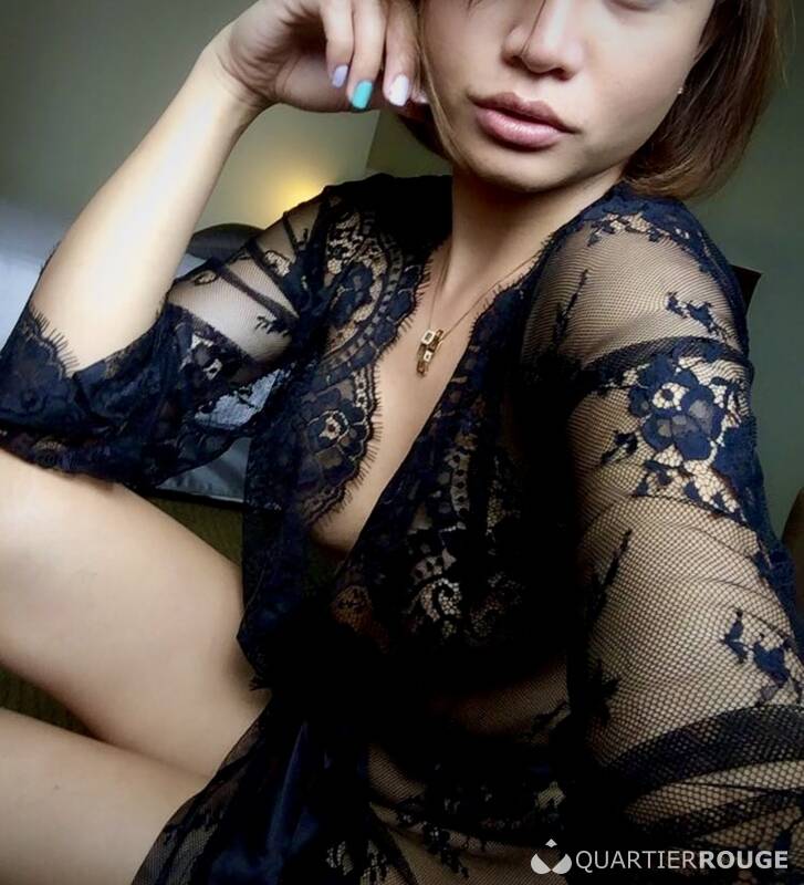 Sassie Suzanne (Photo)