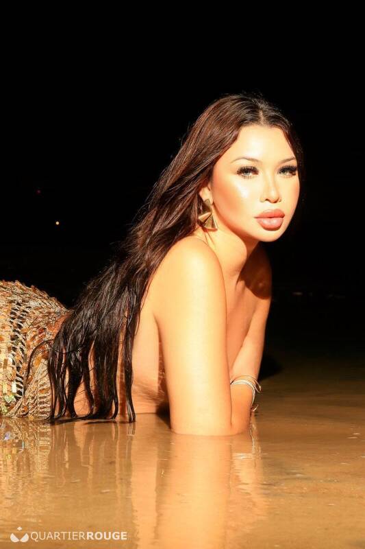 Sabrina chaude (Photo)
