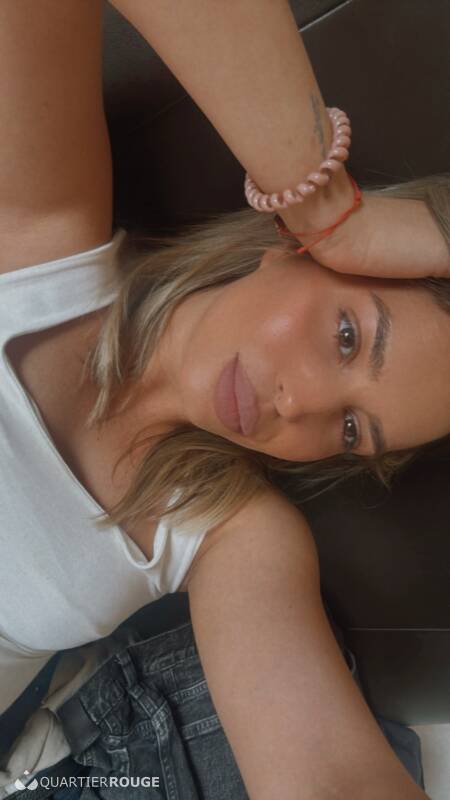Ema (Photo)