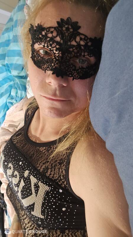 Tonya (Photo)