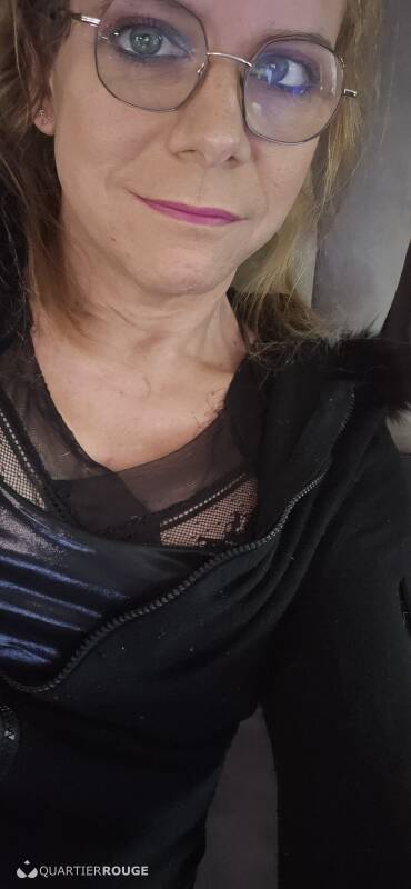 Tonya (Photo)