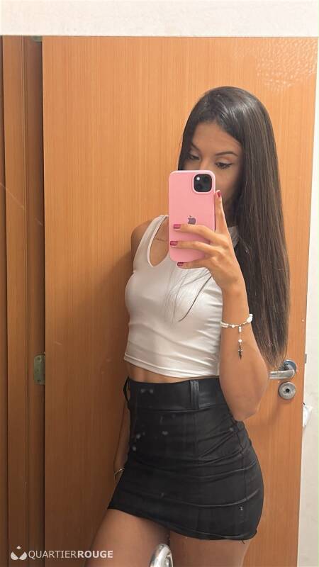 Ana (Photo)