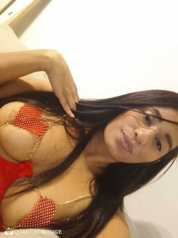 Angi (Photo)