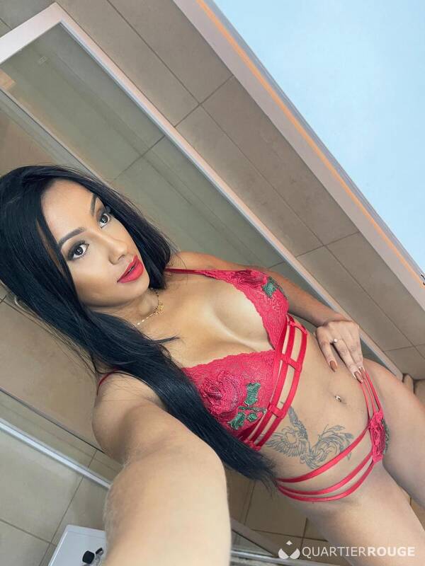 Nicole (Photo)