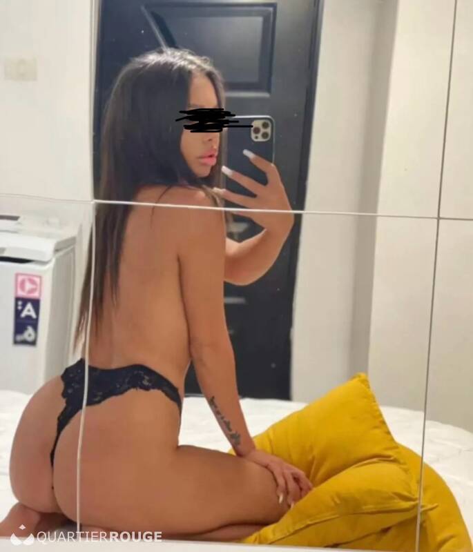 Alina Rebecca (Photo)