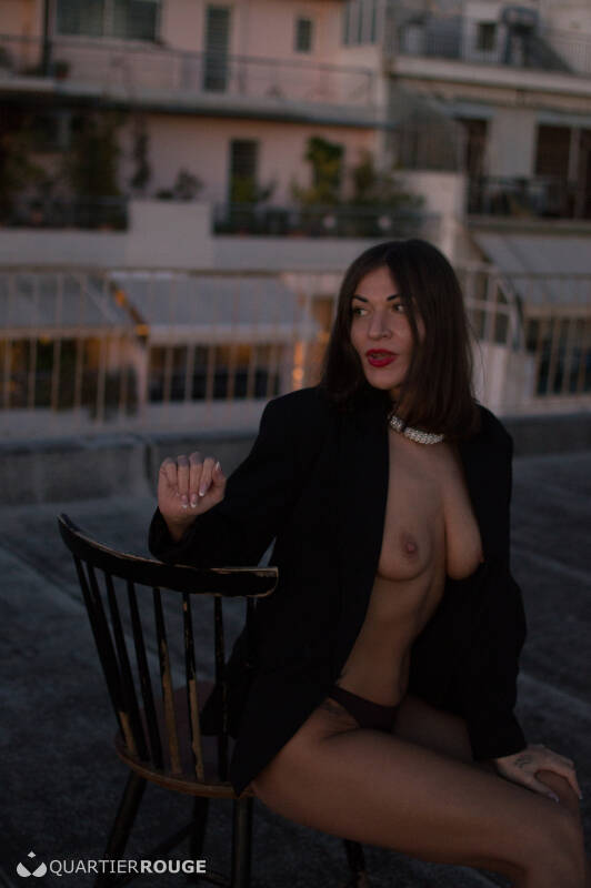 Mira (Photo)