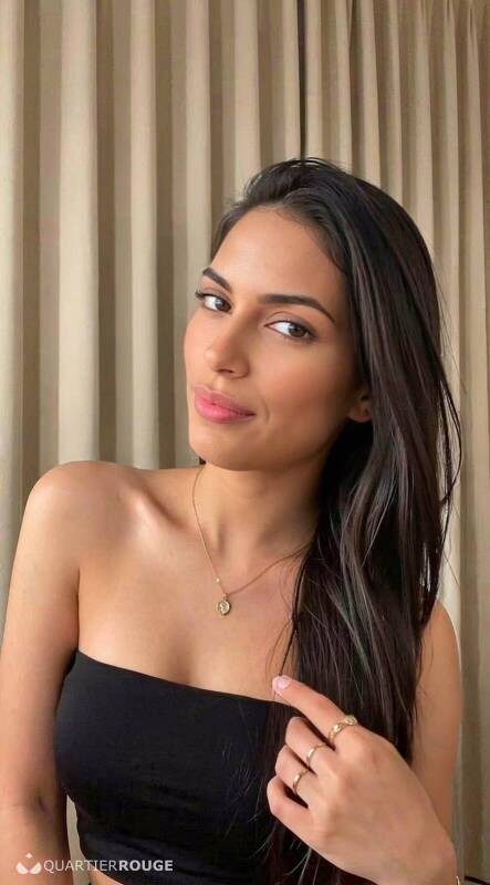 Aline (Photo)