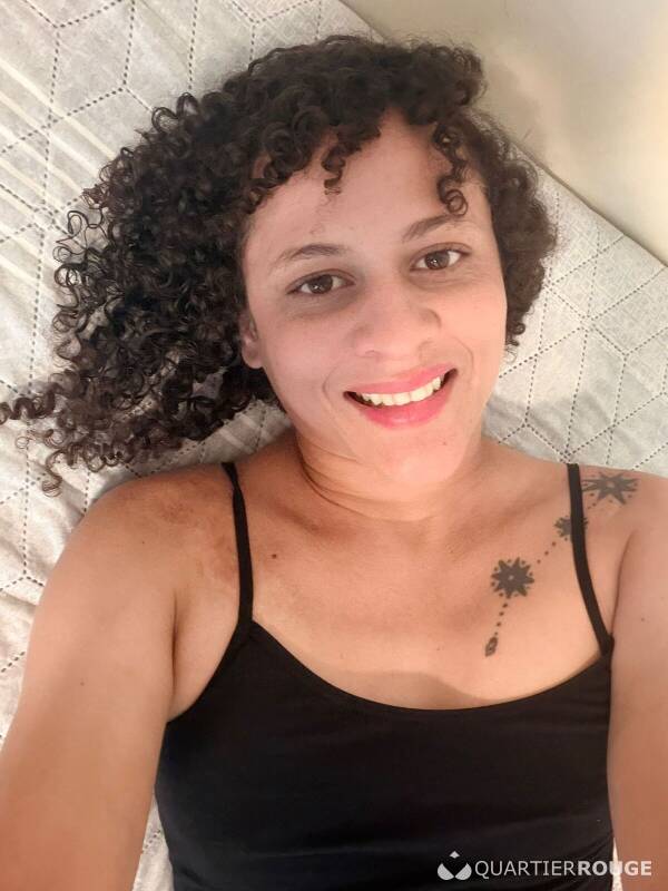 Ana (Photo)