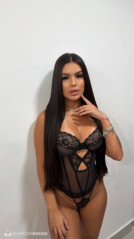 Juliaaa (Photo)