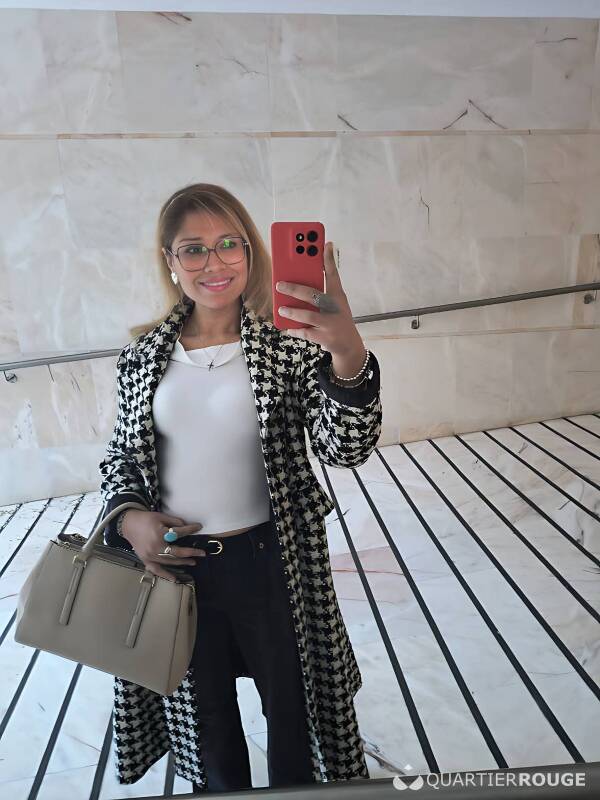 Elena (Photo)