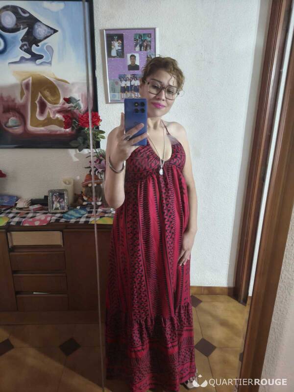 Elena (Photo)