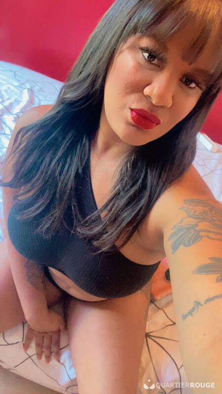 Laissantana$$ (Photo)